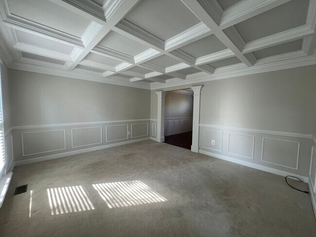 Foto del edificio - Beautiful 4 BR/3.5 BA Single-Family Home i...