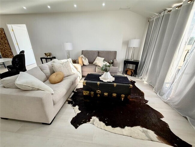 Foto del edificio - 29230 Bay Hollow Dr