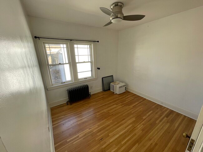 Foto del edificio - 3212 Garfield Ave