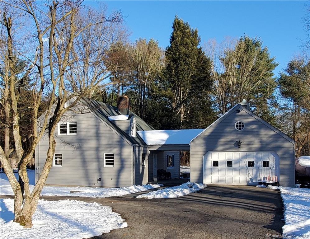 Primary Photo - 10 Easton Rd