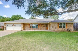 Building Photo - 3612 Winifred Dr
