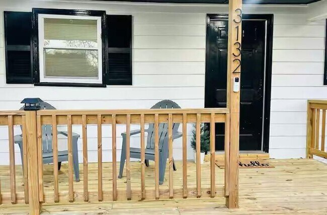 Building Photo - 3132 Forrest Hills Dr SW