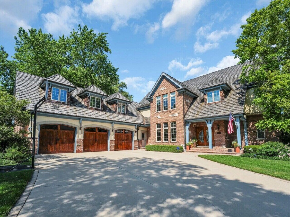 Foto principal - 106 Michigan Ct