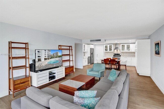 Foto del edificio - 150 Ocean Ln Dr