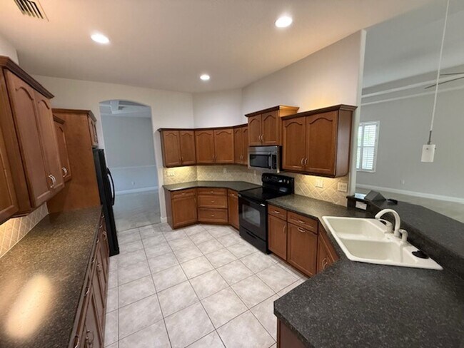 Foto del edificio - Large home in Palm Coast  Plantation