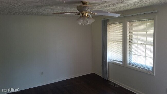 Building Photo - 3 br, 1 bath House - 2416 Wood St