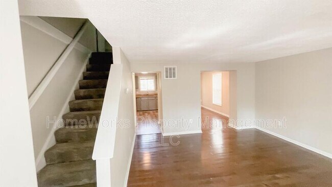 Building Photo - 1207 N Parrish St