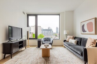 Building Photo - 655 Union St