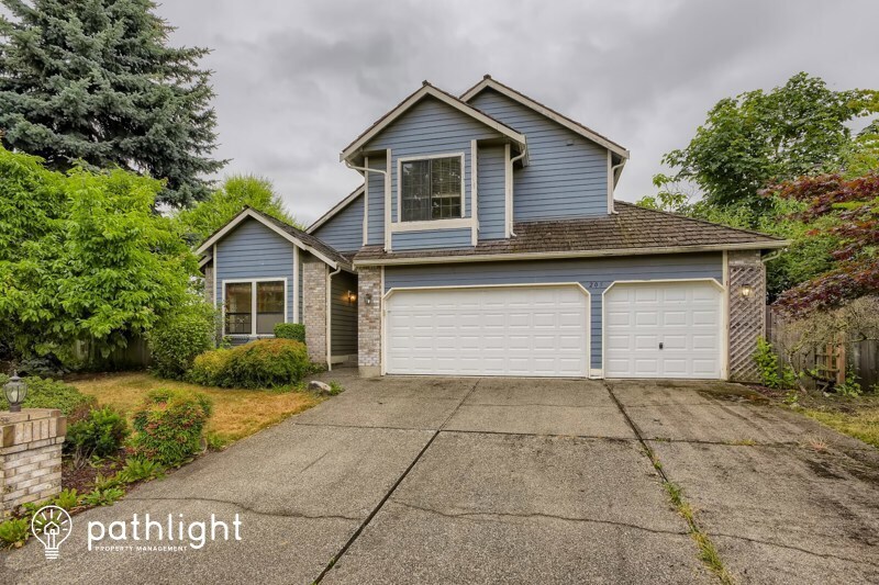 Primary Photo - 205 Spring Place, Enumclaw, WA, 98022