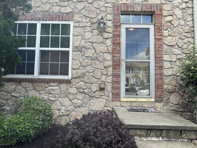 Foto del edificio - 134 E Beaver St