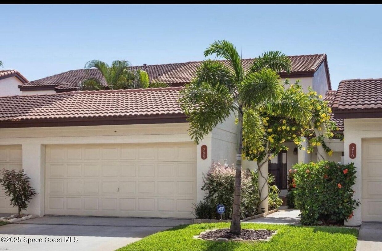 Primary Photo - 707 Parkside Pl