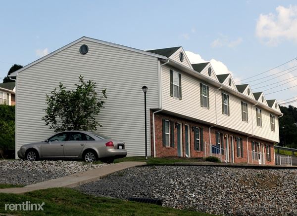 Building Photo - 205 Glen Abbey Ln