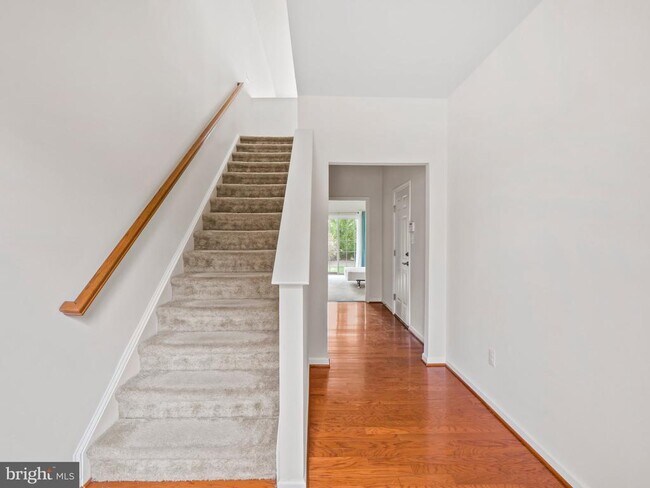 Foto del edificio - 43824 Royal Fern Ln