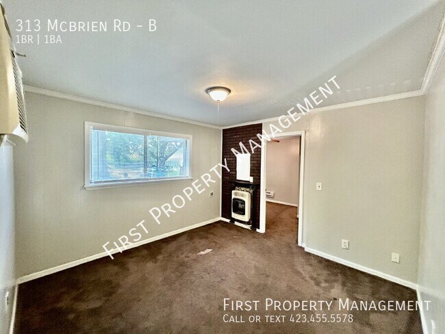 Foto del edificio - 313 McBrien Rd
