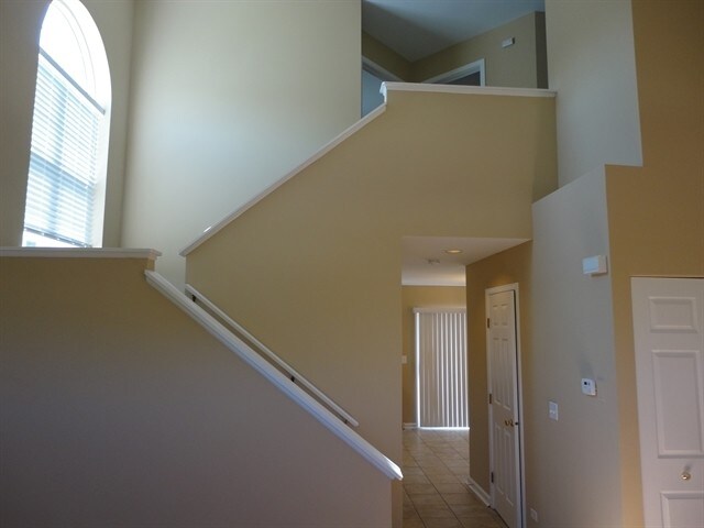Building Photo - 1613 Gleneagle Court