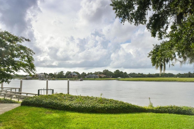 Photo - 46 Wappoo Creek Pl Townhome