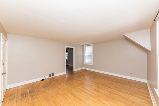 Building Photo - 4153 N Whipple St