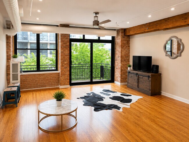 Foto del edificio - 520 W Huron St