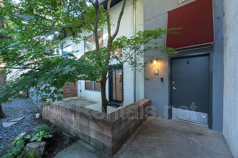 Photo - 195 Arizona Avenue
