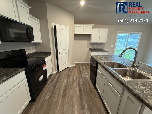 Building Photo - 6016 Croft Avenue-