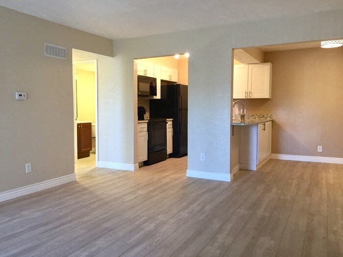 Beautiful Condo in Shadow Woods! Condo for Rent in Denver, CO