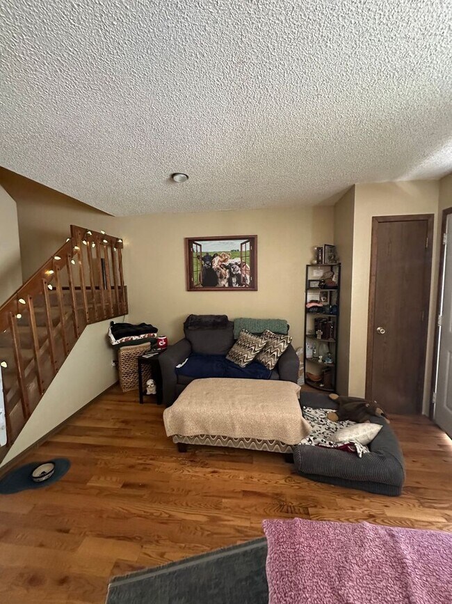 Foto del edificio - Westside Charmer on Boston Terrace for Rent!