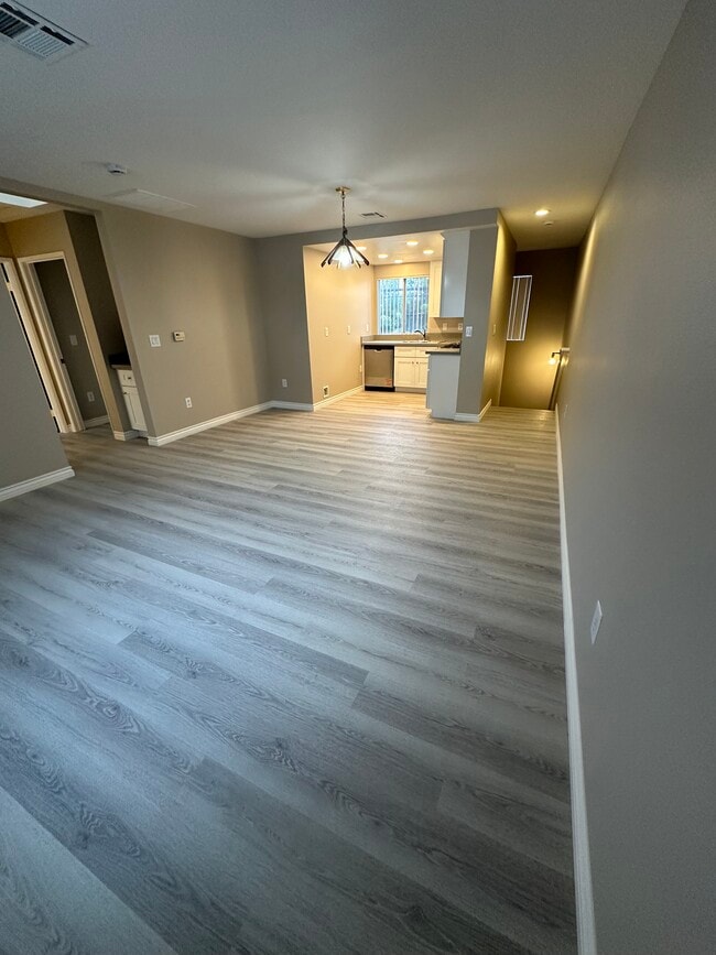 Foto del edificio - 20609 Seine Ave