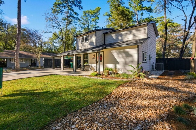 Building Photo - 1004 E Red Cedar Cir