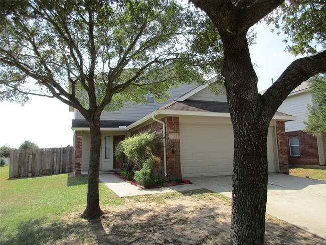 Foto del edificio - 12846 Colony Heath Ln