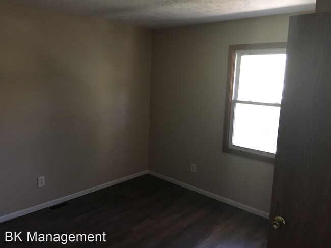 Building Photo - 3 br, 2 bath House - 514 E Chestnut