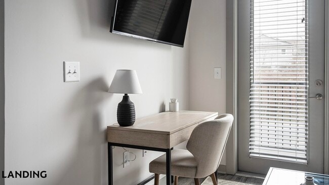 Building Photo - 2165 Nolensville Pk