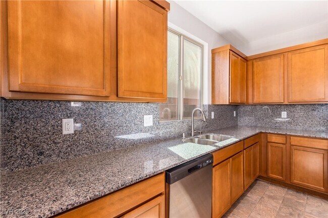 Foto del edificio - 9692 Jade Rise Ave