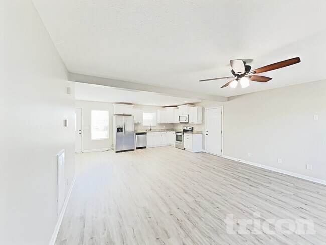 Building Photo - 201 Stroud Dr