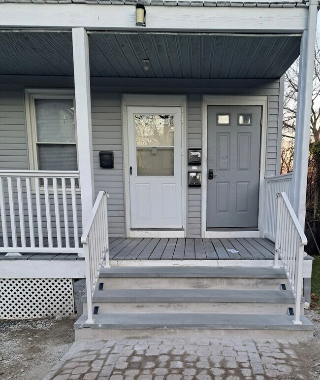 Foto del edificio - 294 Bellevue St