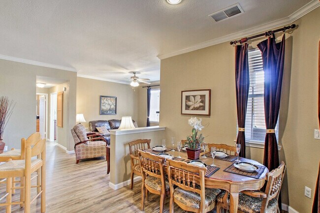 Building Photo - 7009 E Acoma Dr