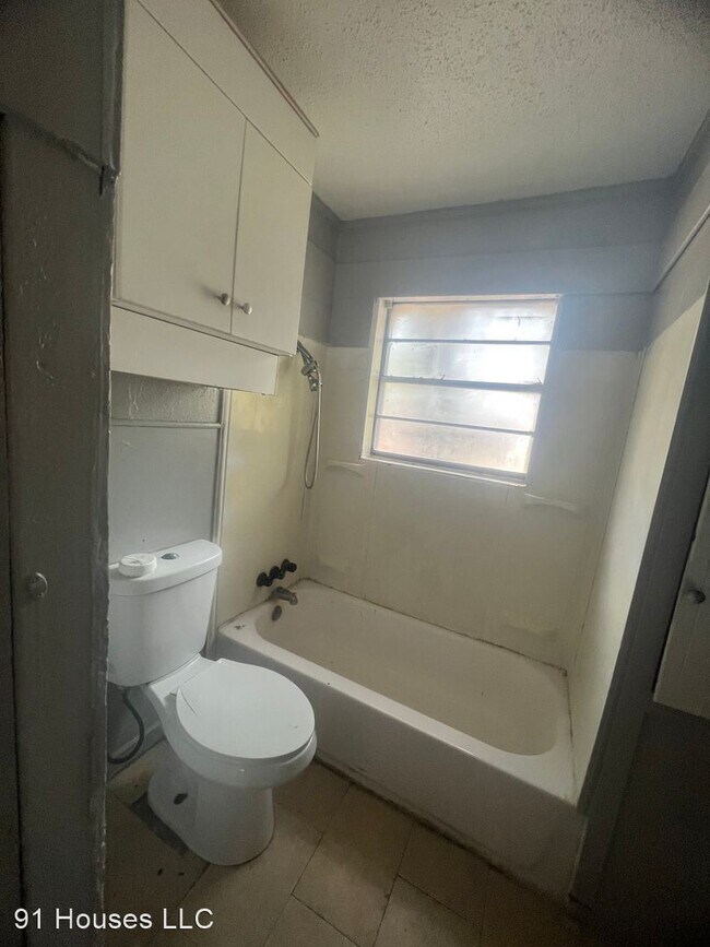 Foto del edificio - 3 br, 1 bath House - 1743 Hickory