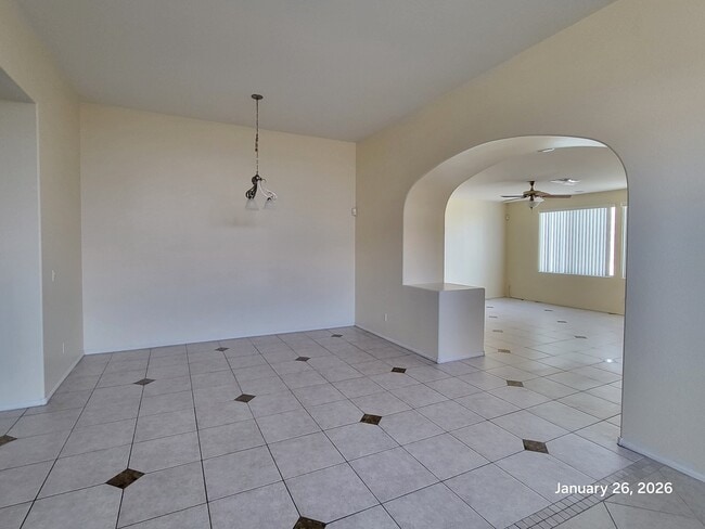 Building Photo - 9139 Edgeworth Pl