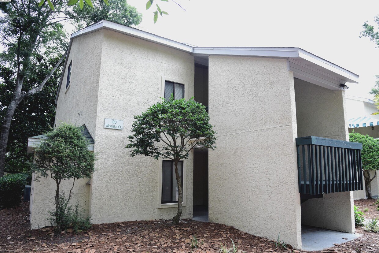 102 Westlake Ct Unit 102, Niceville, FL 32578 Condo for Rent in