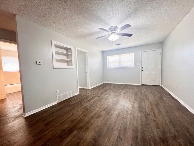 Foto del edificio - 1618 58th St