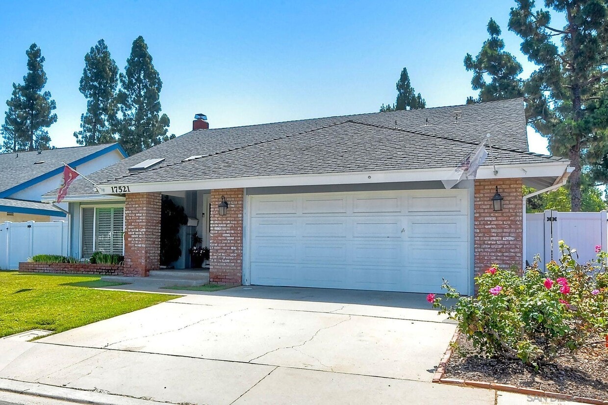 Primary Photo - 17521 Hada Dr