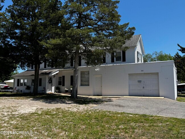 Foto del edificio - 1712 Bay Ave