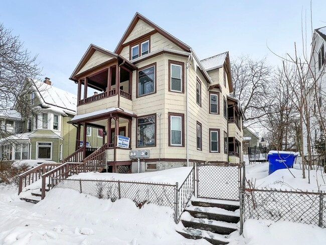 Photo - 51 Acushnet Ave House