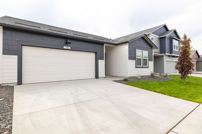 Building Photo - Modern One-Level Rancher South Spokane Valley Community - Elk Meadow Estate