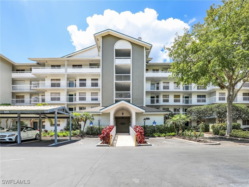 Primary Photo - 360 Horse Creek Dr