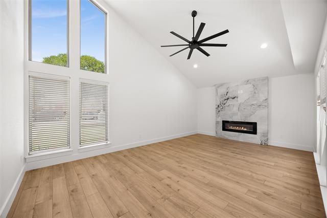Foto del edificio - 2114 Trellis Pl