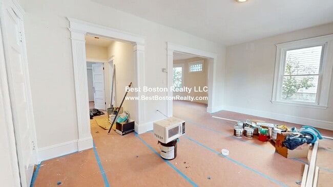 Building Photo - 47 Curtis Ave