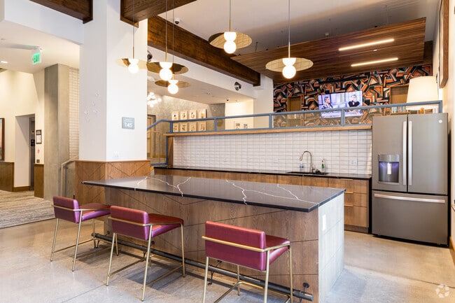 Interior Photo - Vina Apartments