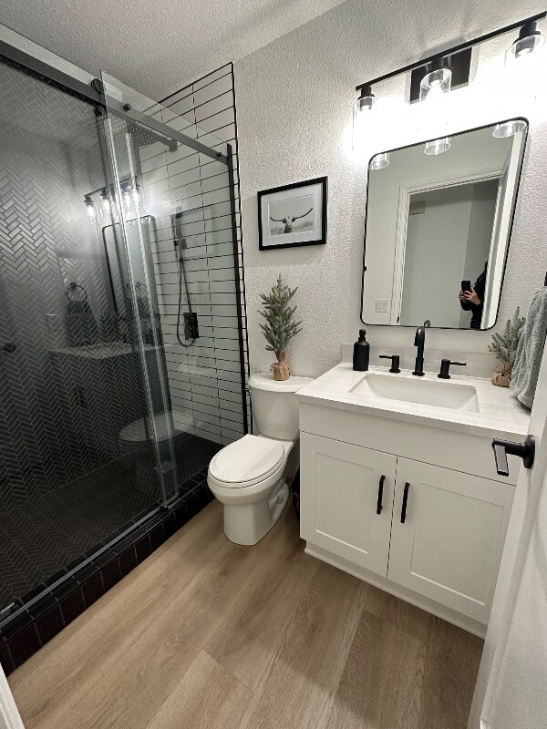 Foto del edificio - 1739 Vasili Ln