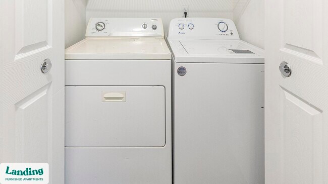 Foto del edificio - 10263 Whispering Forest Dr