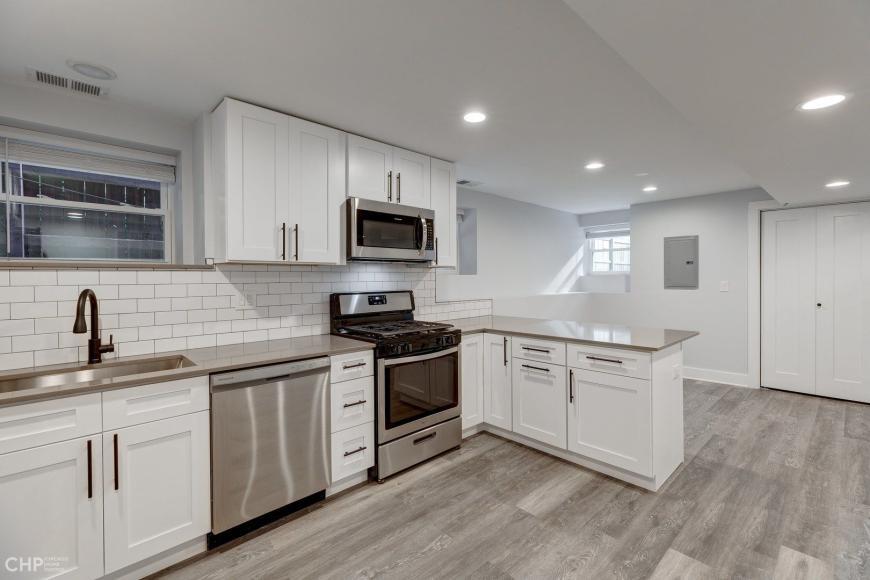 Primary Photo - 4 bedroom in Chicago IL 60613